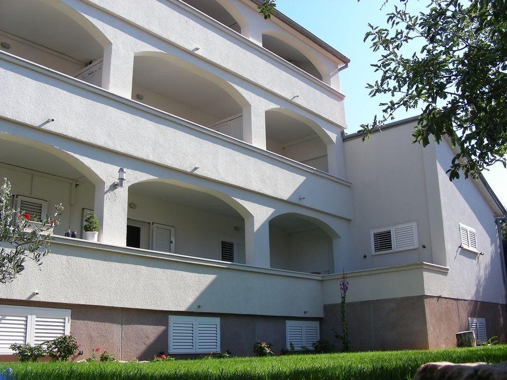 & Petra Guest house 3*
